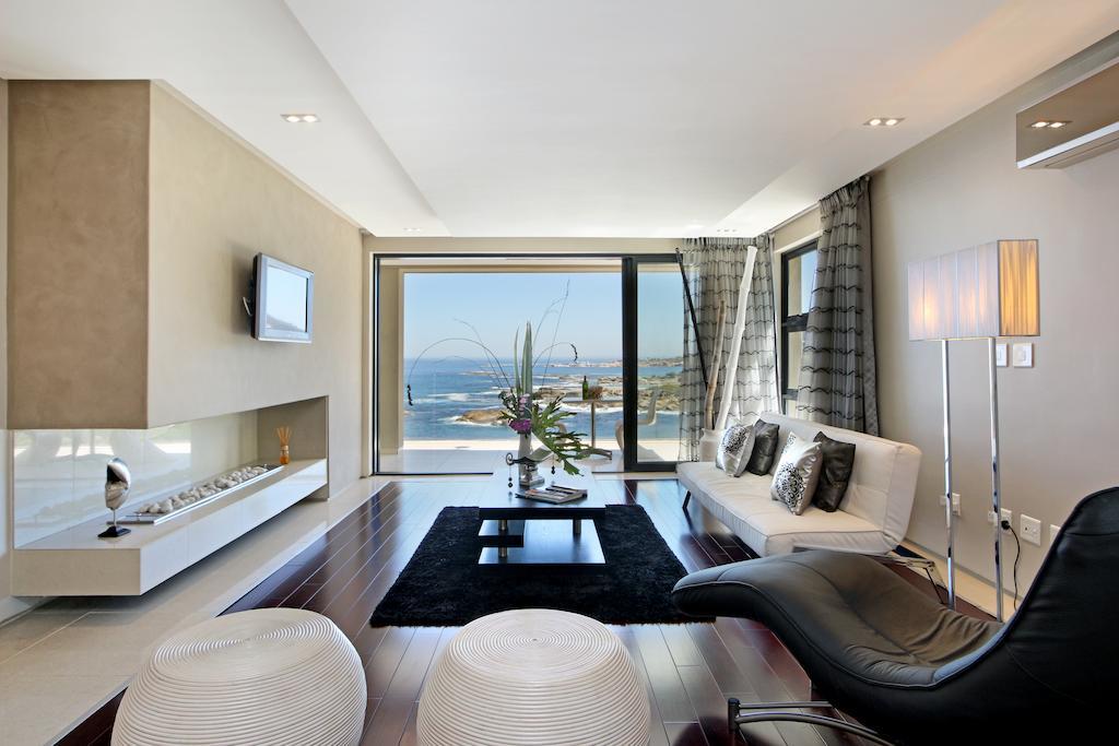 Luxury Pool Suite